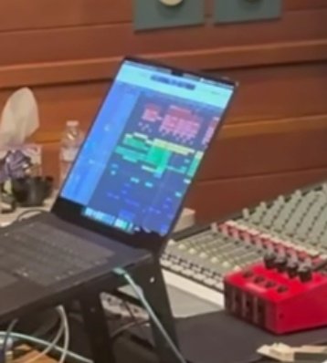 V Accidentally Leaks A Part Of BTS’s Upcoming Song, Sending Fans Into A